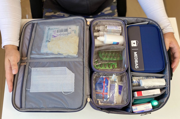 Размещение медикаментов и ампульницы 